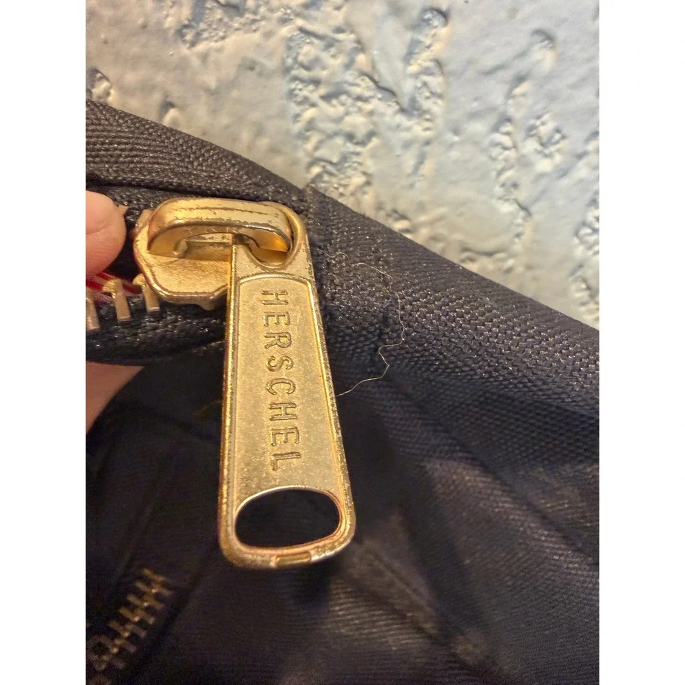 Herschel‎ Supply Co Classic Backpack Navy Blue Striped Lining Brass Zipper